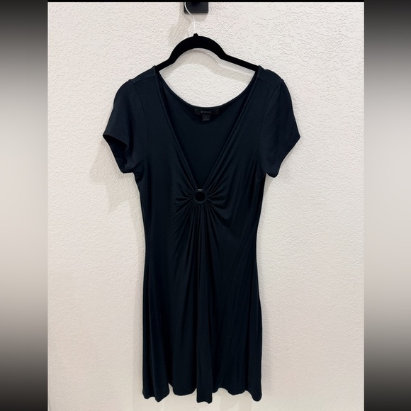 Express Dresses & Skirts - Express knit mini dress with cutout